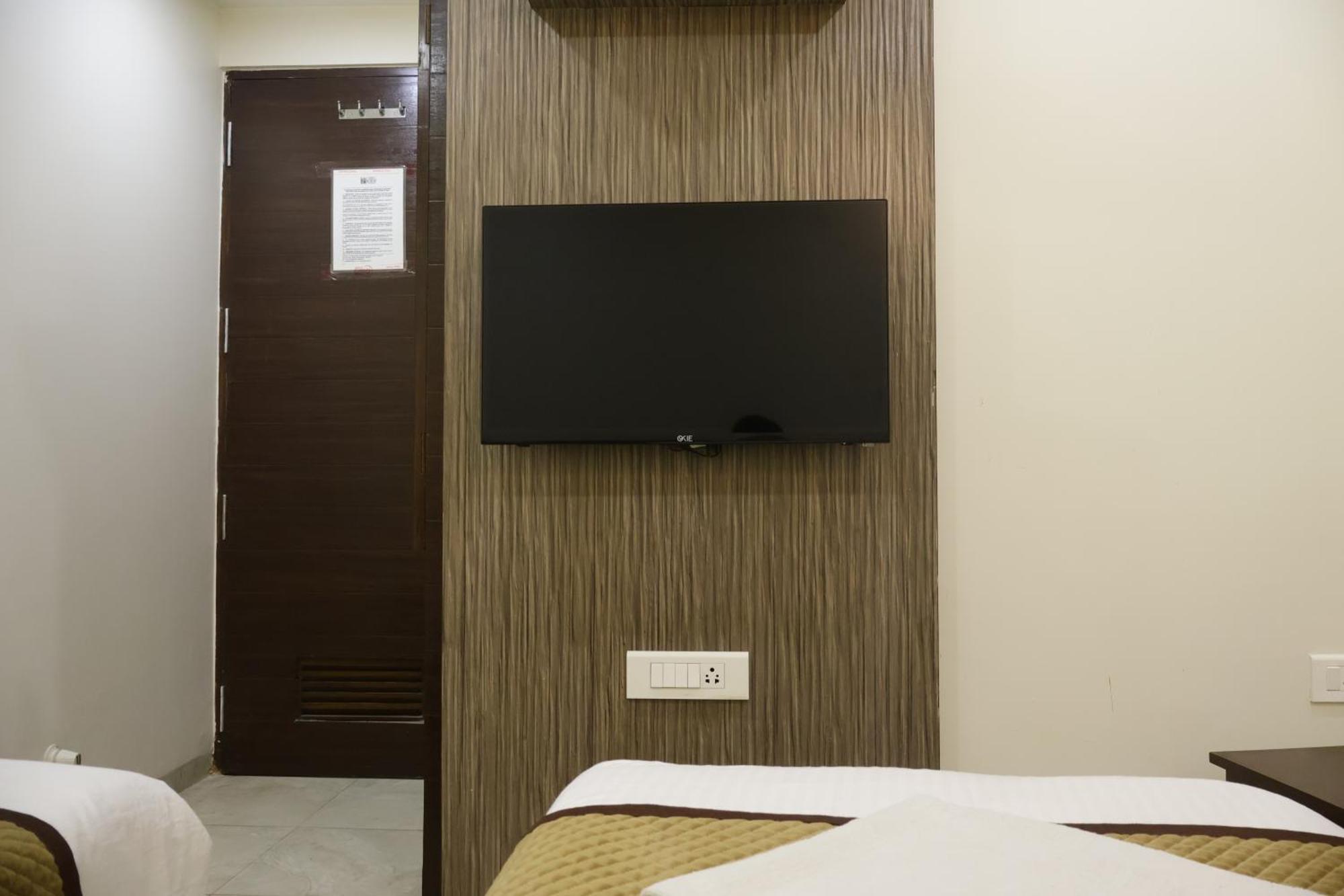 Hotel Kabir Ahmedabad Exterior photo